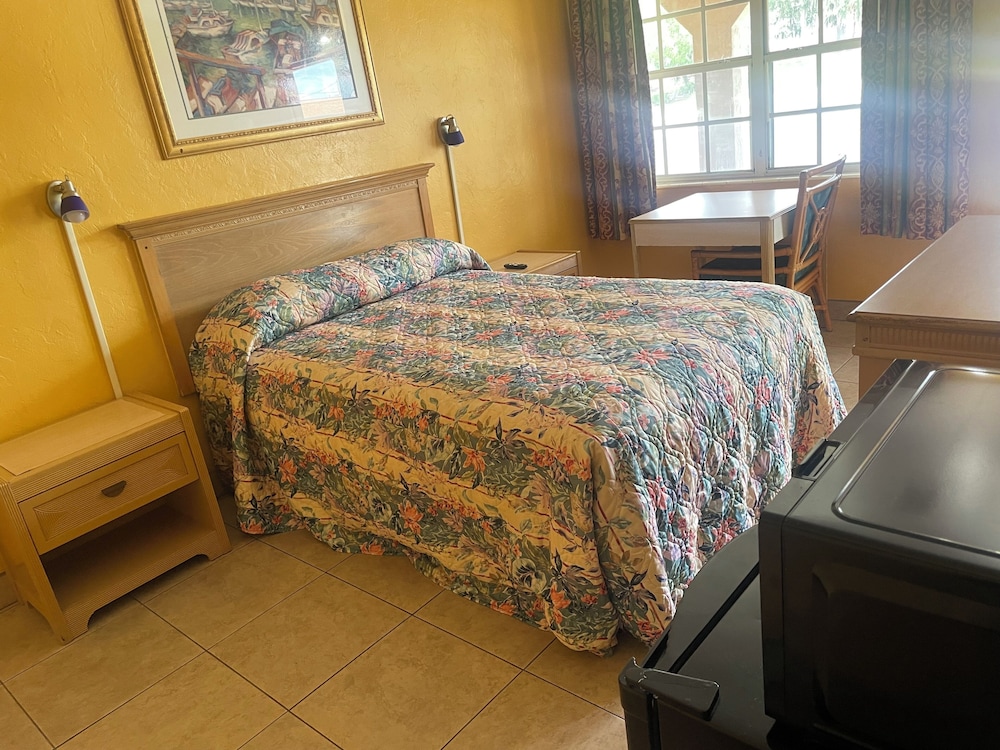 1 Double Bed Room Non Smoking photo 2