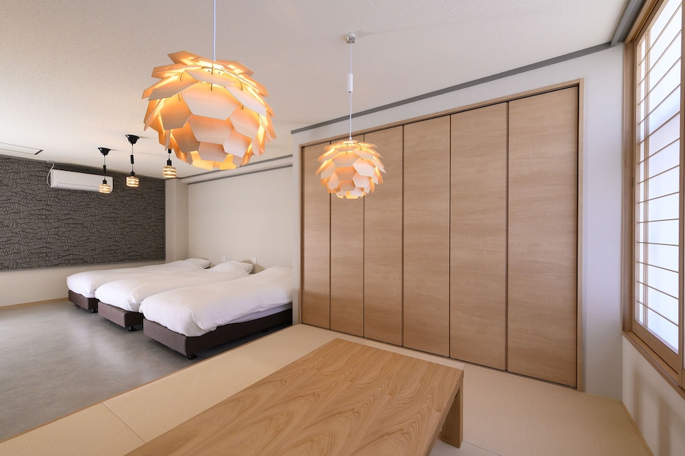 Room B - Photo 2