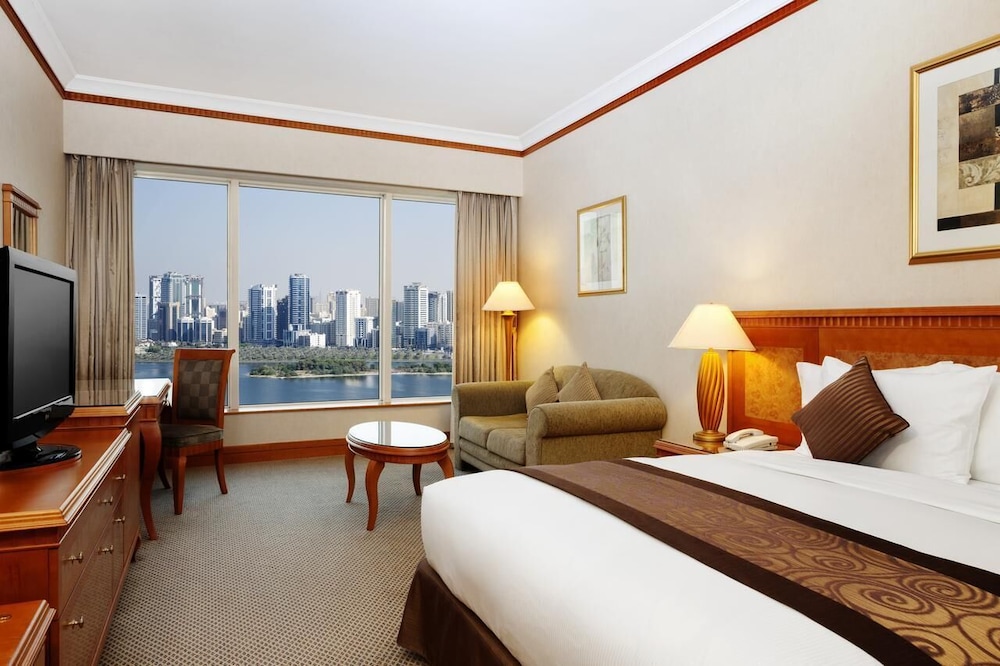 Executive Suite, 1 Bedroom, Non Smoking, Lagoon View photo 1