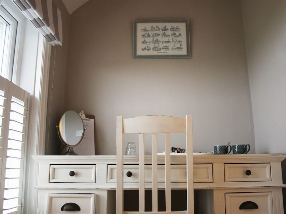 Executive Double Room, Ensuite, Sea View (Plymouth) photo 2