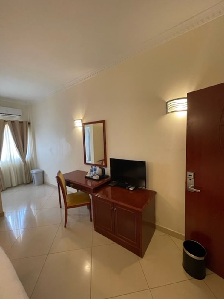 Standard Double Room, 1 Queen Bed photo 3