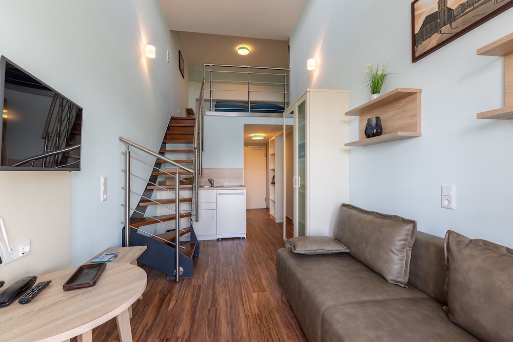 Duplex - Photo 6