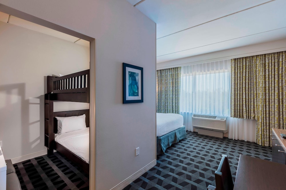Family Studio Suite, 1 Bedroom photo 2