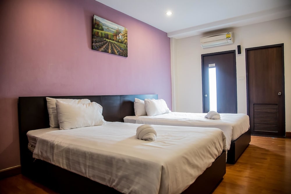 Standard Twin Room, Non Smoking photo 1