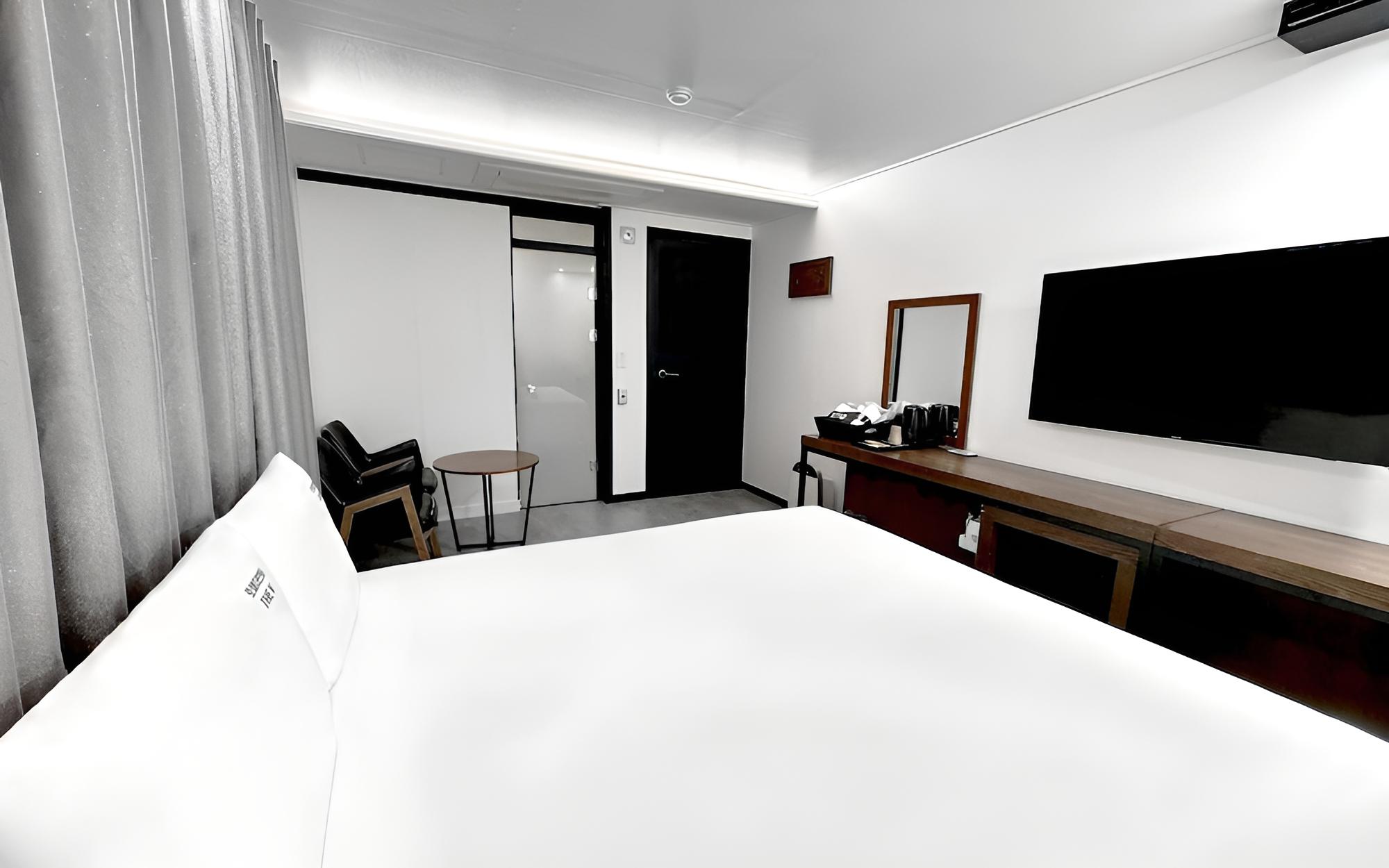 Room (Standard (For 2)) - Photo 4