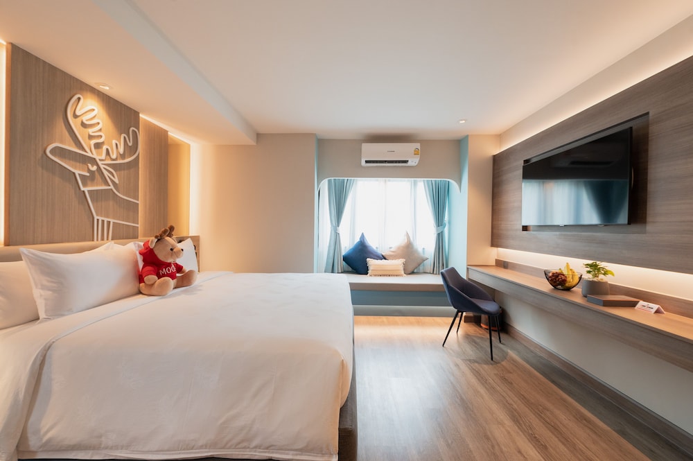 Luxury Family Suite - Photo 7