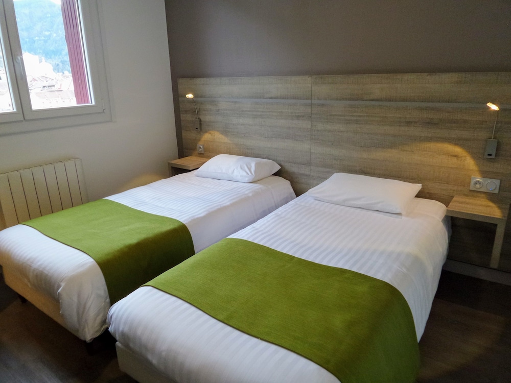 Standard Twin Room photo 1