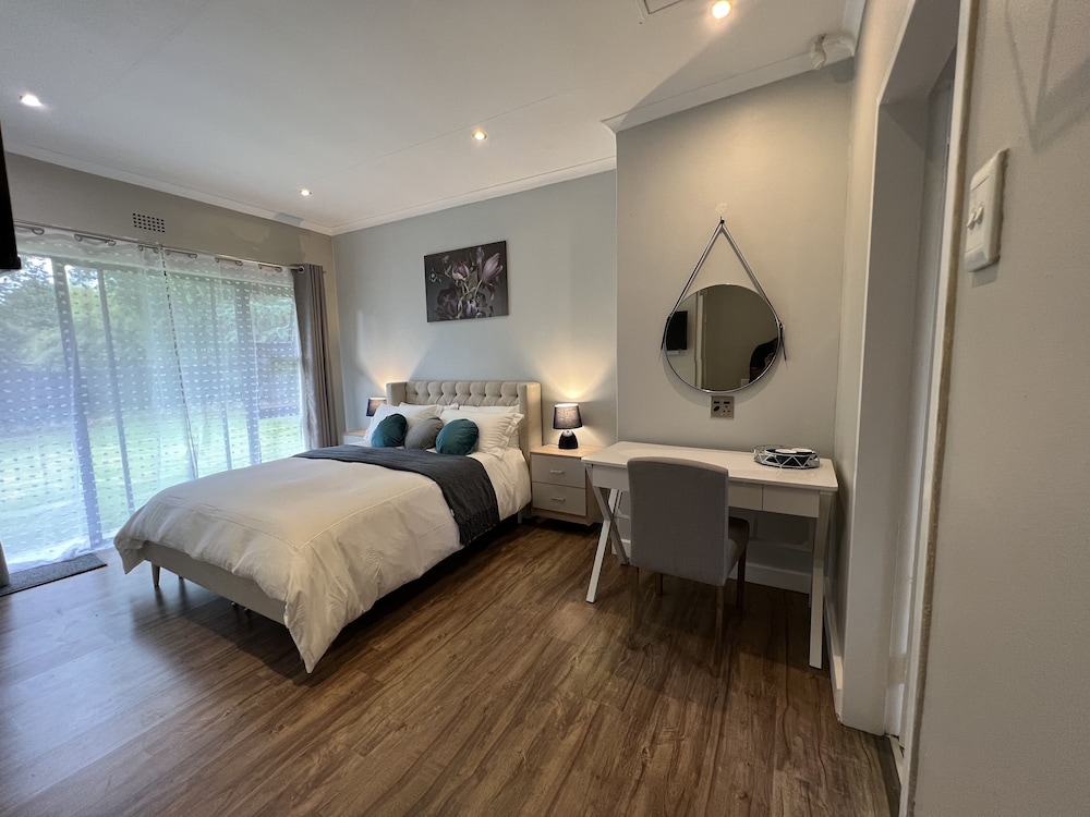 Deluxe Room, 1 Double Bed photo 1