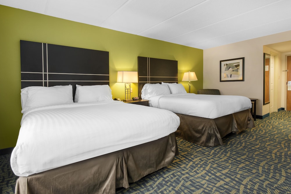 Standard Room, 2 Queen Beds, Accessible - Photo 2