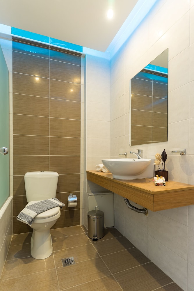 Superior Room - Photo 9