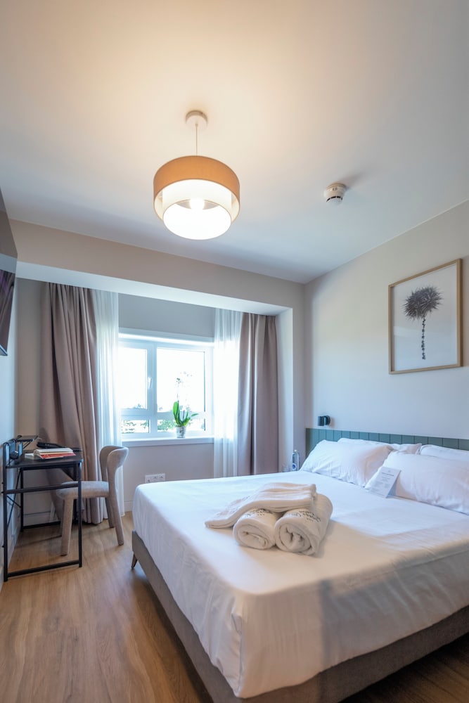 Standard Double Room, 1 Queen Bed