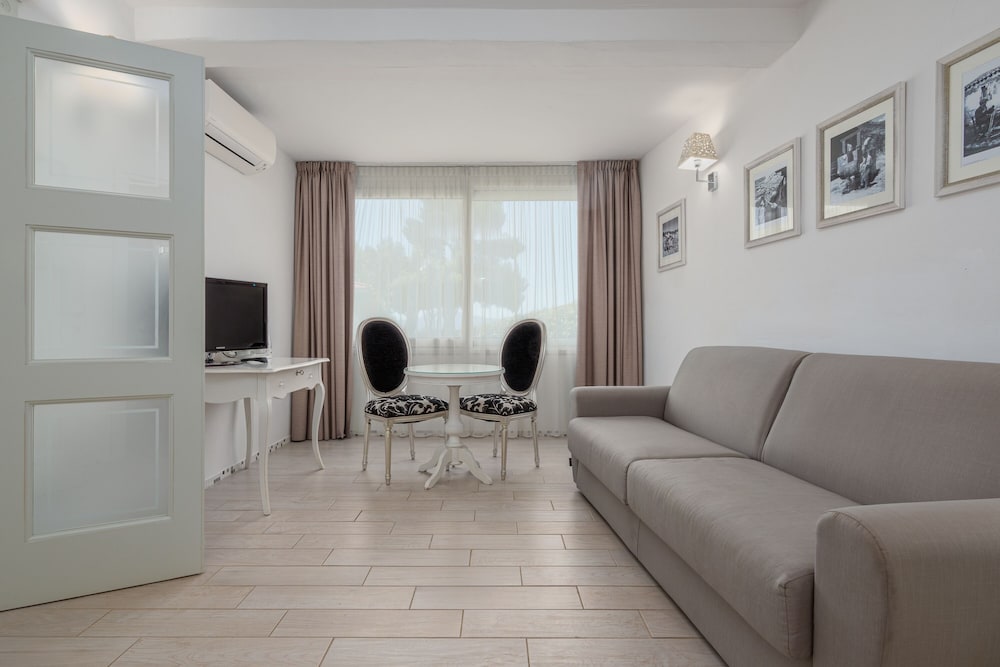 Suite (Rise) - Photo 3