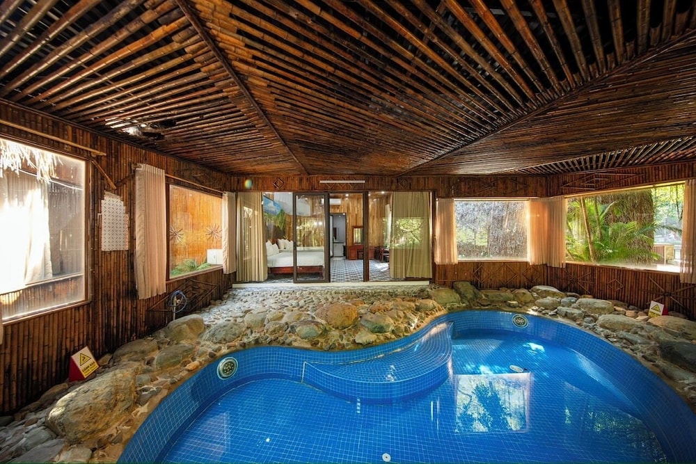 Family Room, Private Pool photo 2