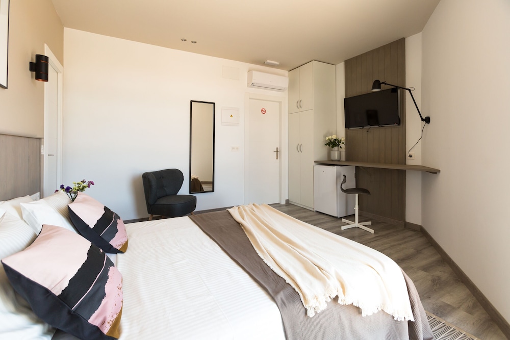 Family Triple Room - Photo 2