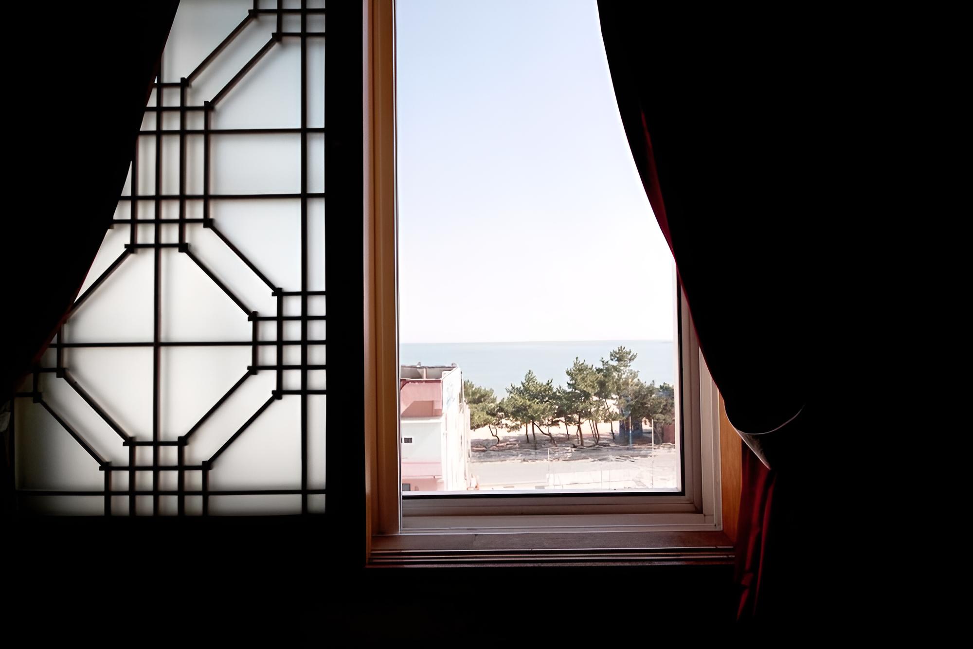 Room (Ocean View Room) - Photo 11
