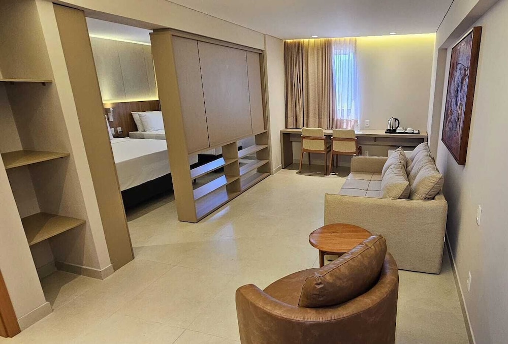 Deluxe Family Room photo 2