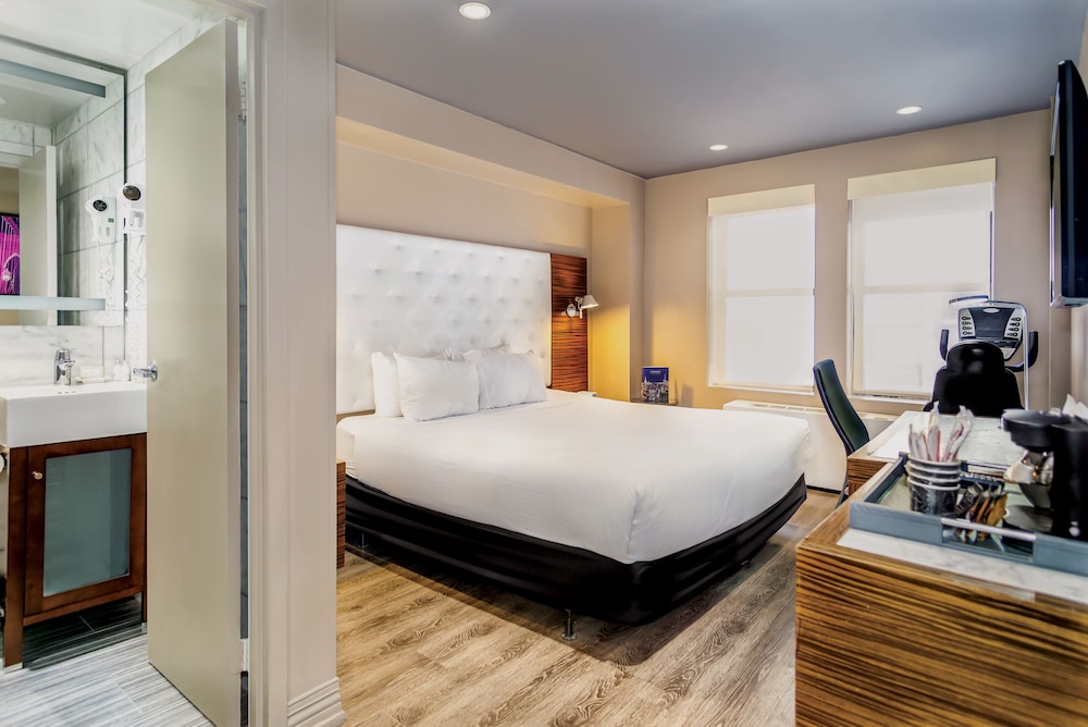 Junior Penthouse, 1 Double Bed, Balcony photo 1