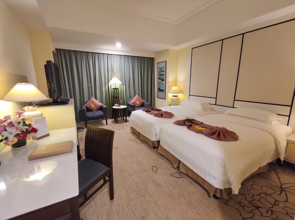 Deluxe Room - Photo 3