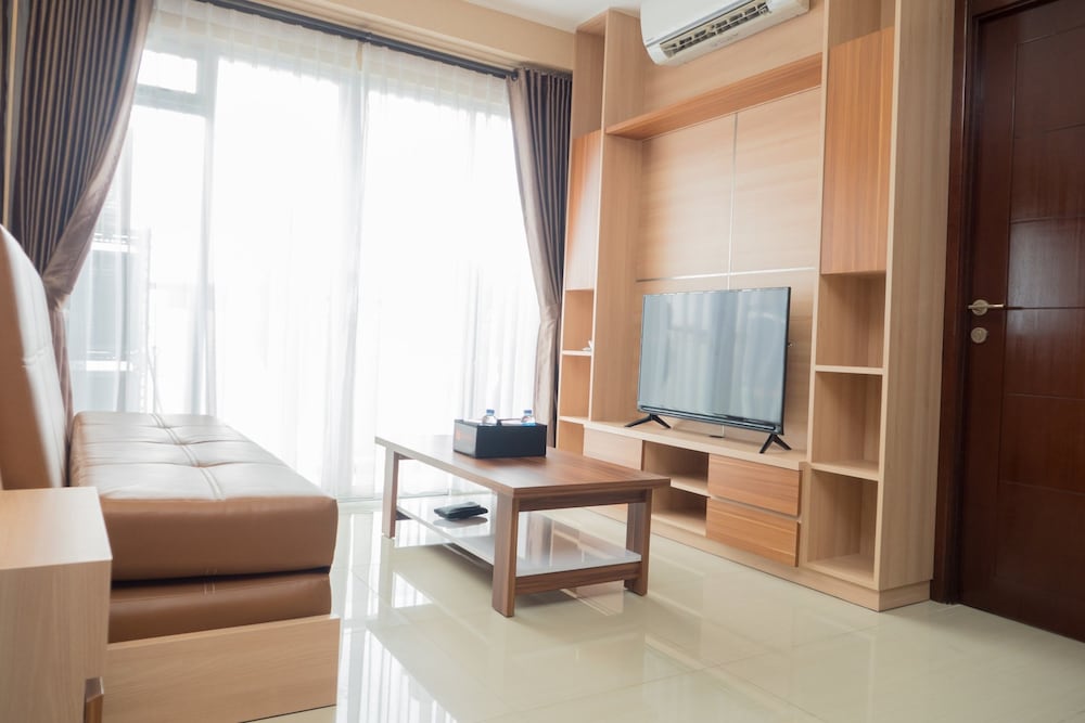 Room - Photo 14
