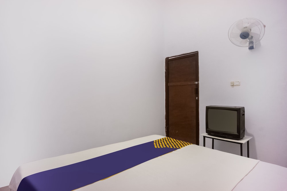 Double Room - Photo 2