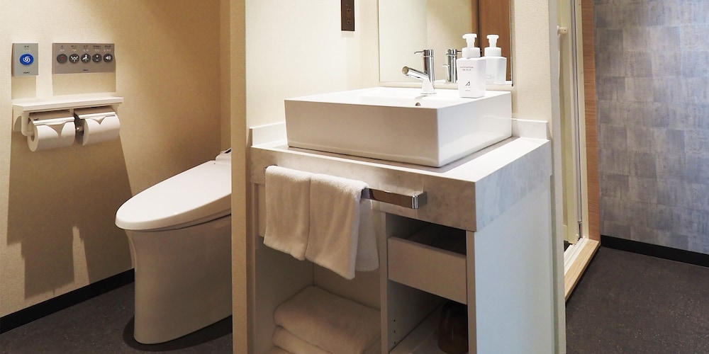 Japanese Western Style Suite, with Private Open-air Bath - Photo 10