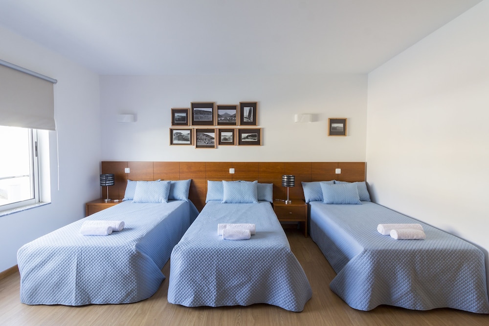 Triple Room (Aquário Porto Pim)