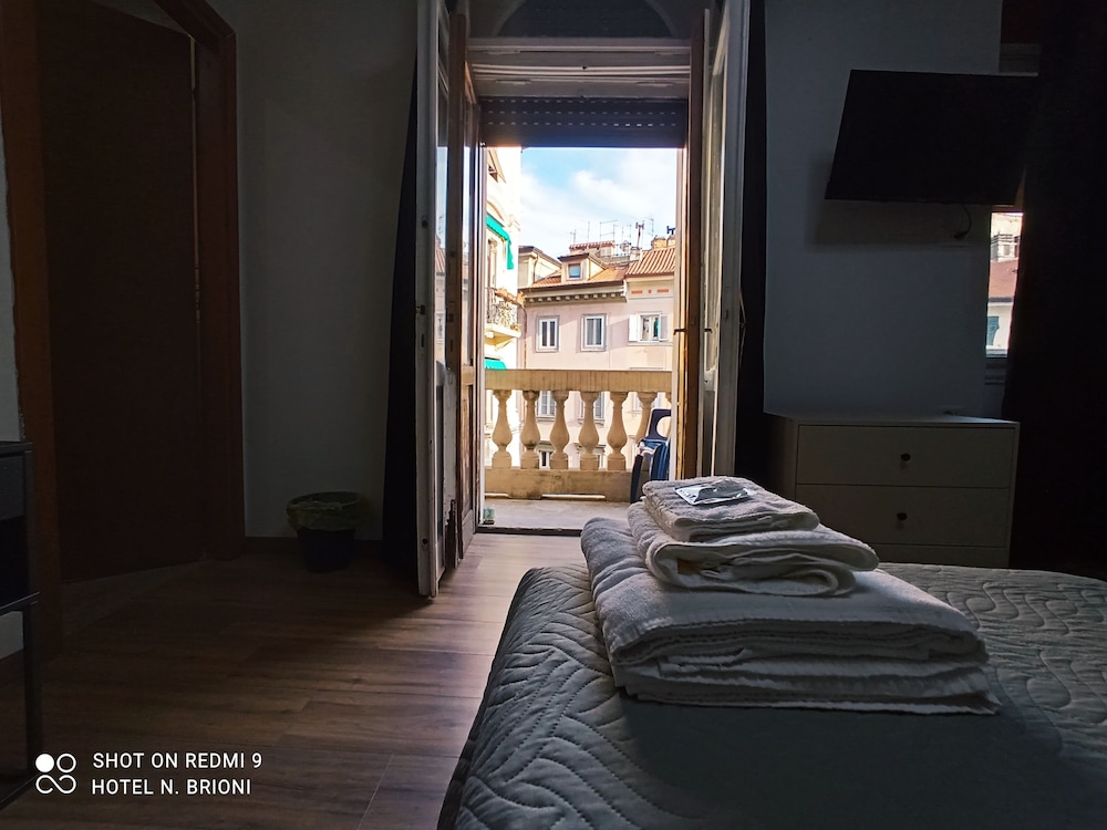 Family Double Room, Balcony, City View