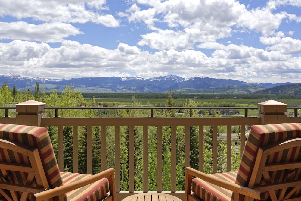 Room, 3 Bedrooms, Non Smoking, Valley View (Residence Valley View 2 King 2 Double) - Photo 12