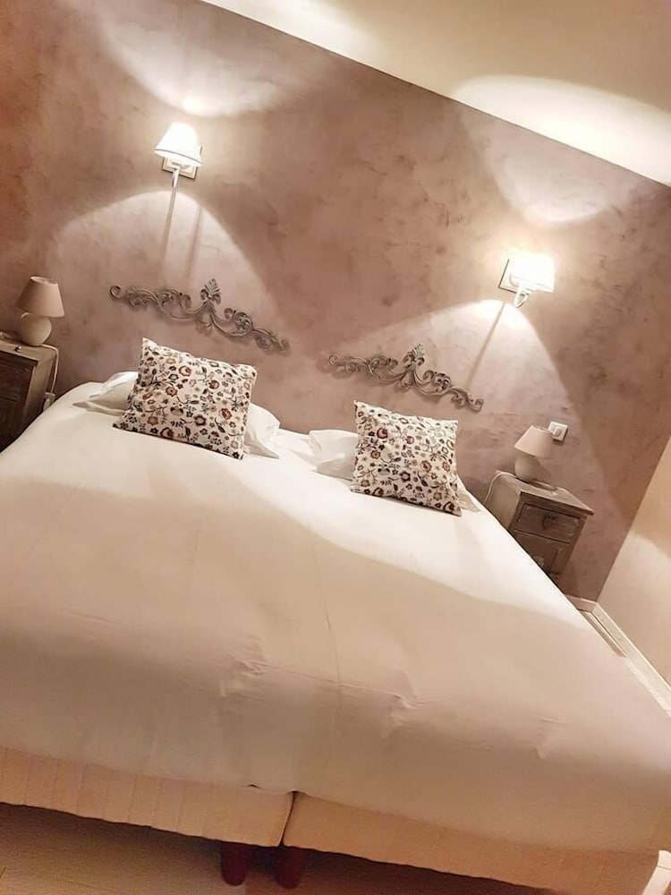 Premium Double Room photo 2