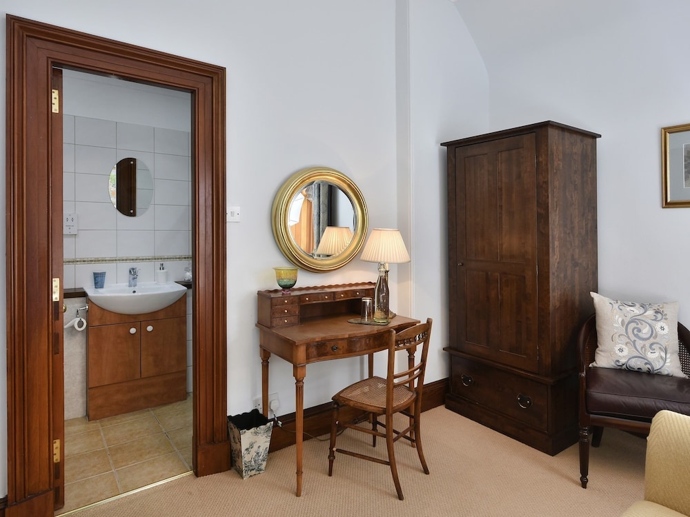 Deluxe Apartment, Ensuite, Mountain View (Within Alladale Lodge) photo 3