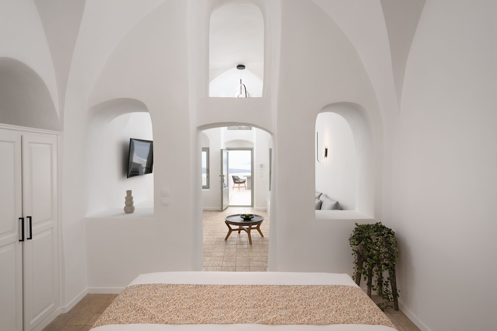 Inertia Suite with hot tub Caldera View