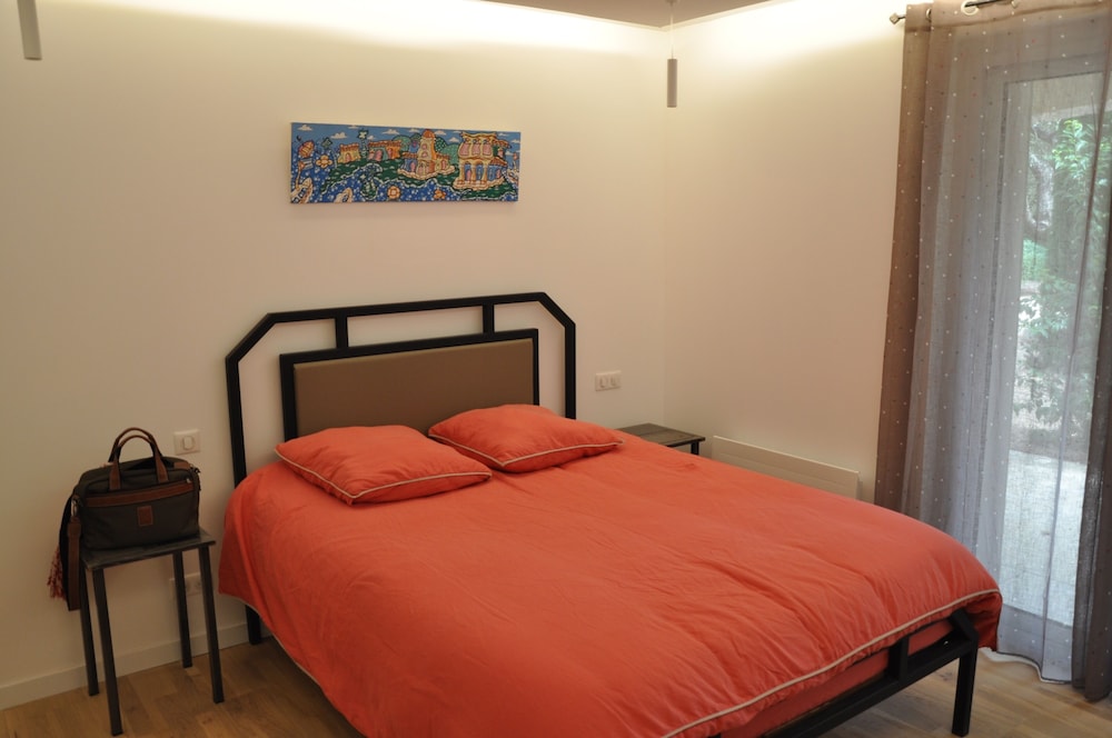 Design Suite, Ensuite (Amelau)