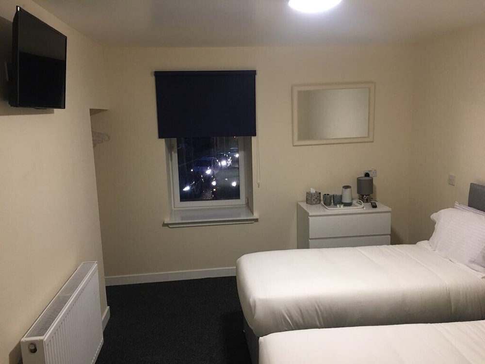 Double or Twin Room, Ensuite photo 1