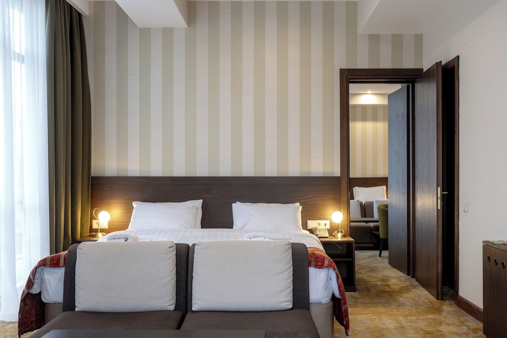 Junior Suite, Terrace photo 3
