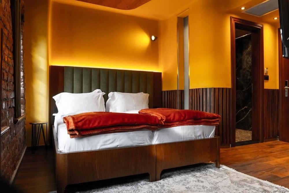 Deluxe Double Room, City View