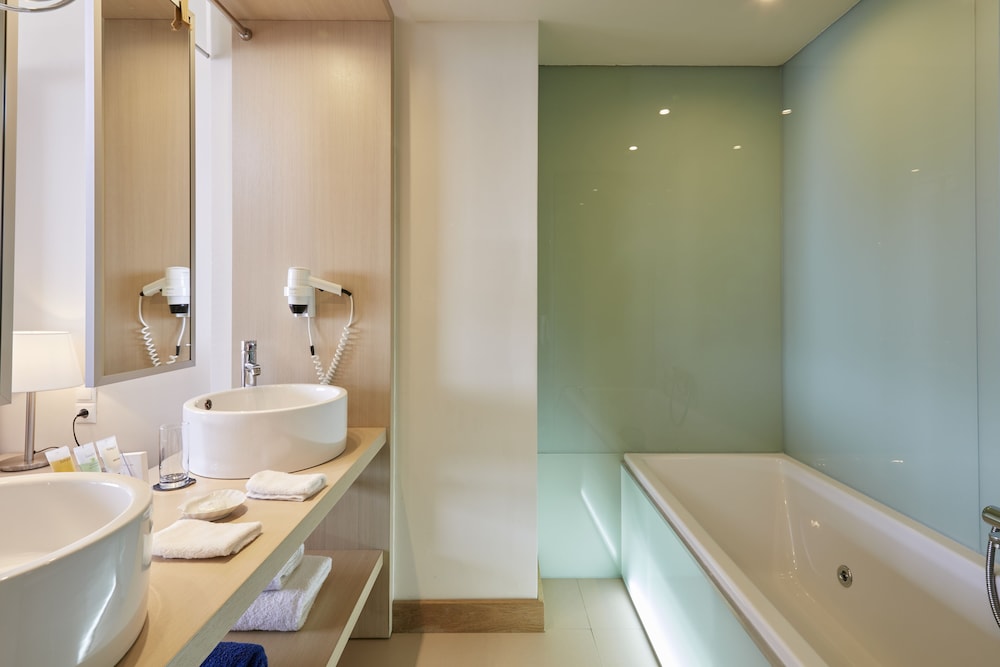 Cool Suite