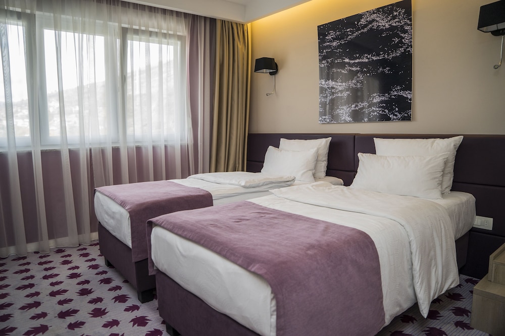 Classic Double or Twin Room photo 2