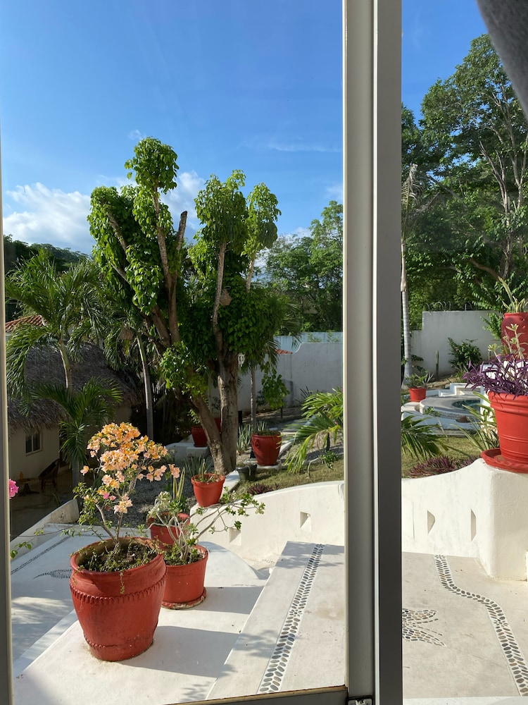 Standard Double Room, Garden View