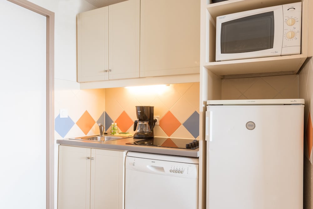 Apartment 5 people - 1 bedroom - Terrace or balcony - Photo 6