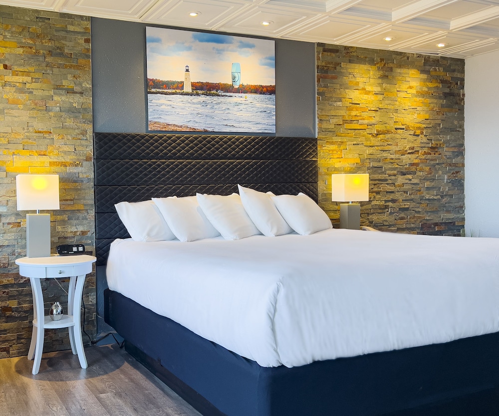 Suite, 1 King Bed with Sofa bed