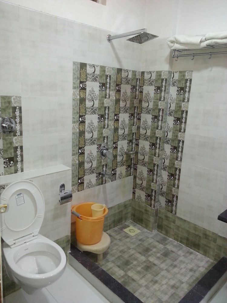 Executive Room, 1 King Bed, Balcony photo 3