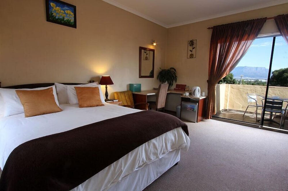 Queen & single bed - Photo 2