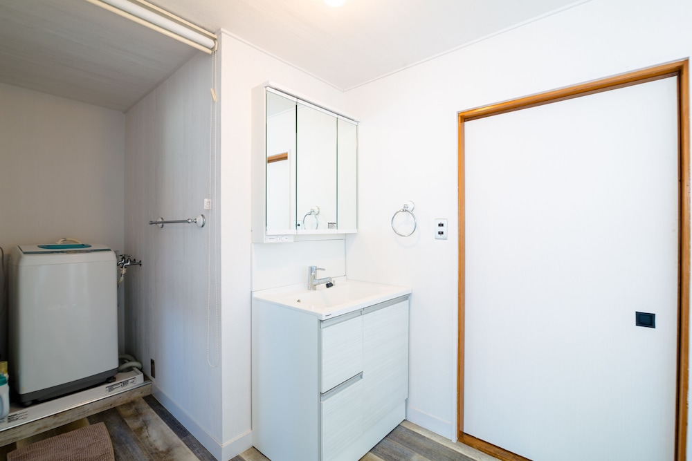 Private Vacation Home - Photo 19