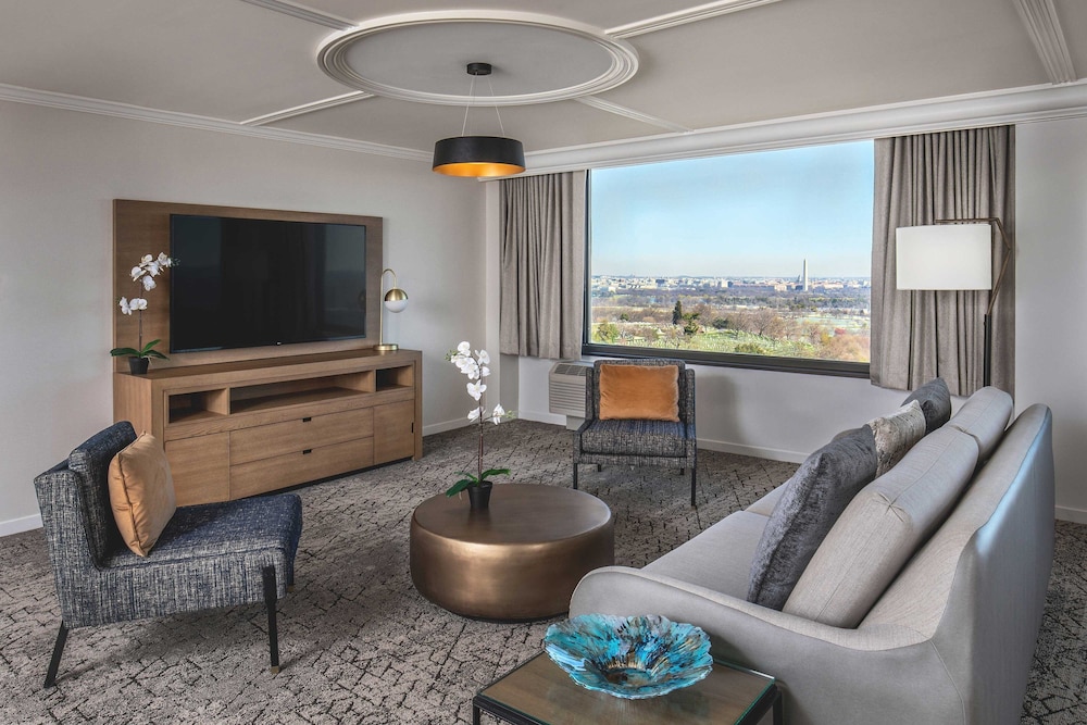 Suite, 2 Double Beds - Photo 1