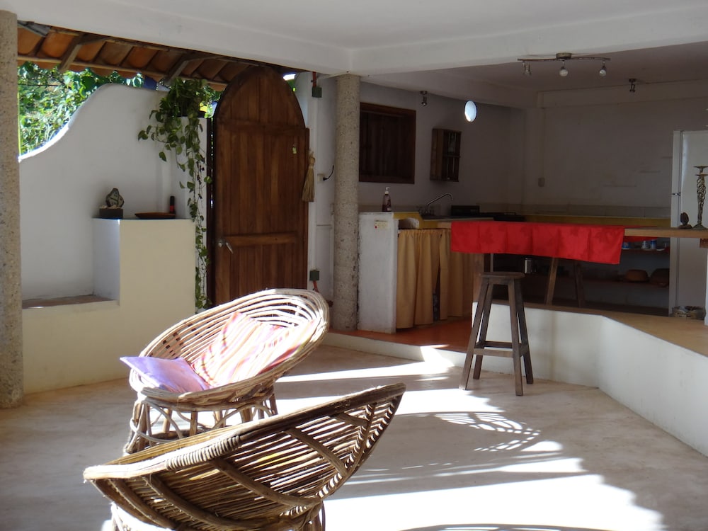 Bungalow, Ocean View (Luna 2) photo 2