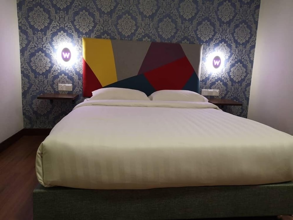 Deluxe Double Room - Photo 1