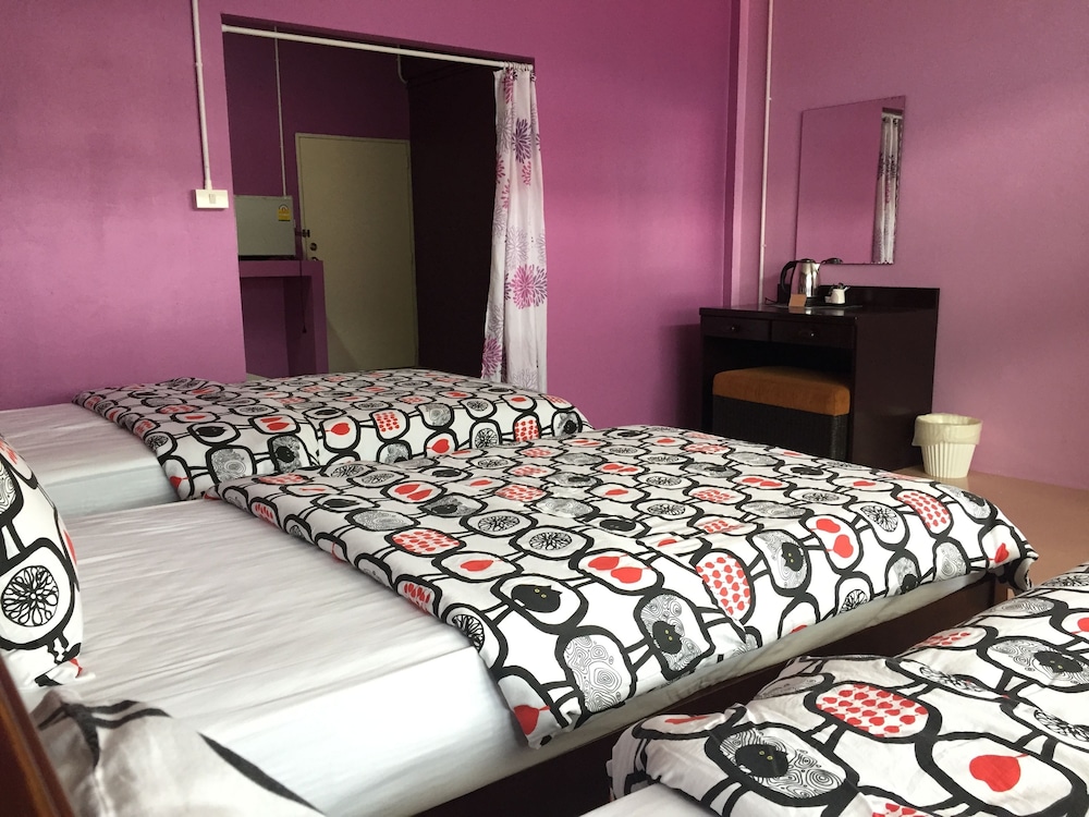 Standard Triple Room, 1 Bedroom photo 3