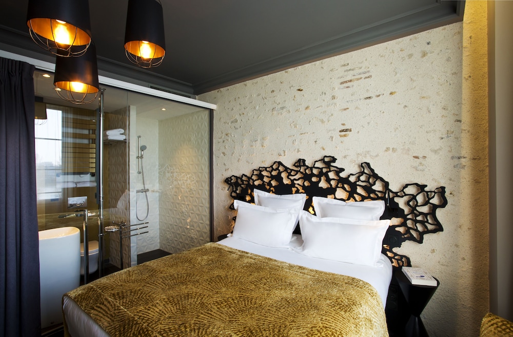 Chambre Double ou avec lits jumeaux (Signature) Chambre Double ou avec lits jumeaux (Signature)