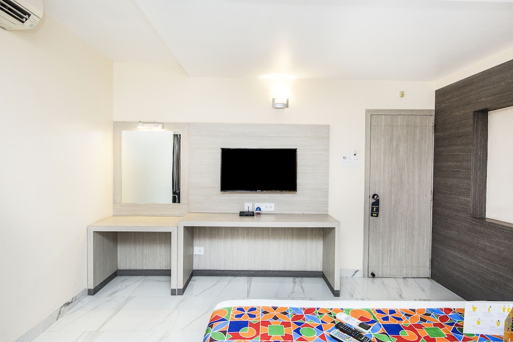 Deluxe Room, 1 Double Bed, Non Smoking photo 2