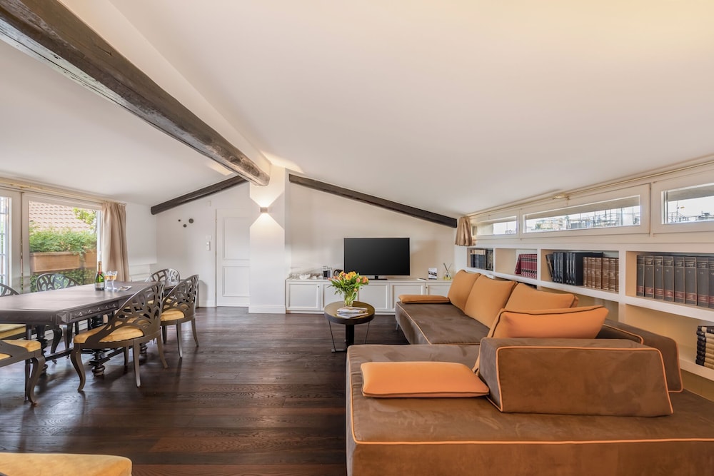 Exclusive Penthouse, City View